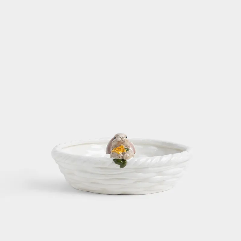 Терең ыдыс, 26х7 см, керамика, сүт түстес және сарғылт-қоңыр, Себетте гүлі бар қоян, Rabbit in narcis