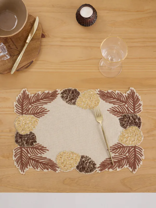 Аспаптарға арналған майлық, 30х45 см, полиэстер, сарғылт-қоңыр, Бұтақтардағы шырша бүршіктері, Conifers, image-3