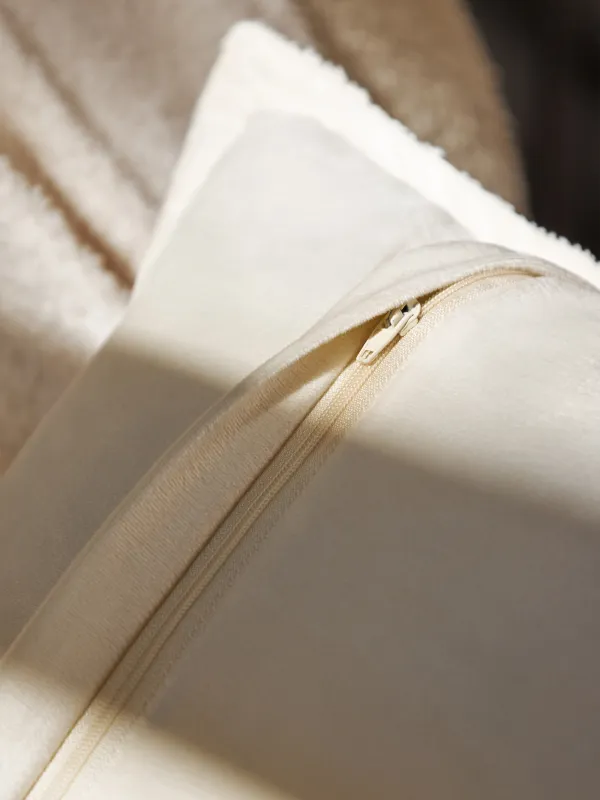 Сәндік жастық, 45х45 см, букле/барқыт, сүт, Boucle, image-4