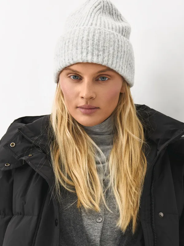 Шапка женская, Knitting