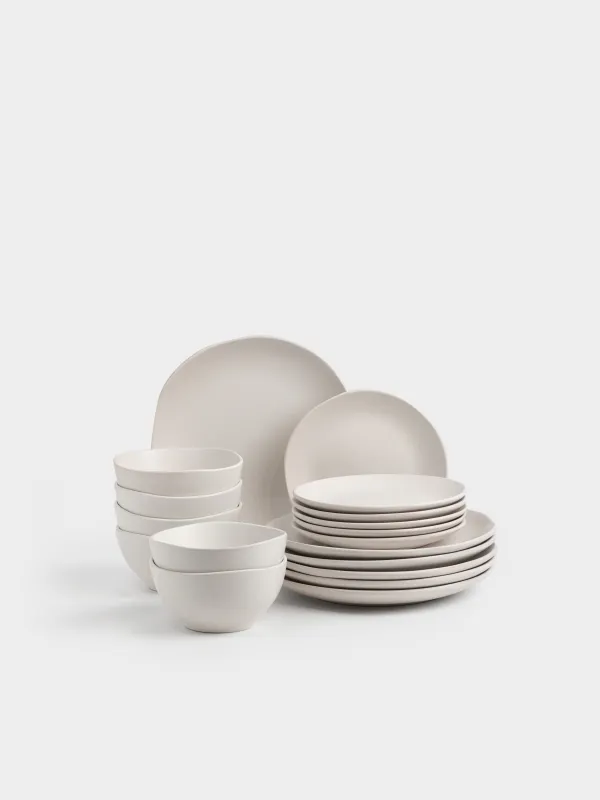 Ас сервизі, 6 адам, 18 зат, тастан жасалған керамика, сүт түстес, дақты, Жарық нүктелері, Devli, image-0