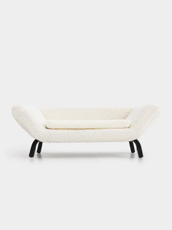 Лежак-диван для животных, 64х35х24 см, букле/дерево, молочный, Boucle, image-1