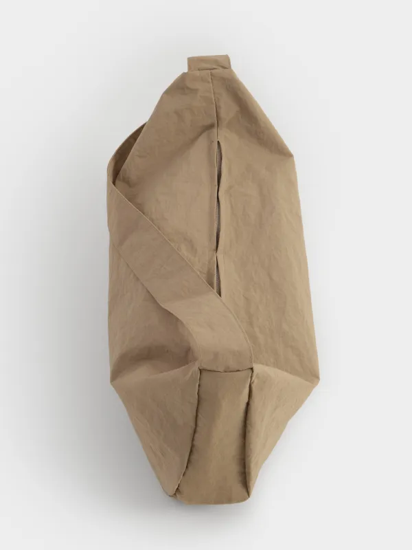 Сумка спортивная, 50x30 см, с плечевым ремнем, нейлон, бежевая, Force sport, image-1