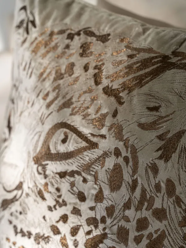 Подушка декоративная, 50х50 см, вельвет, бежевая, Ягуар, Panther, image-4