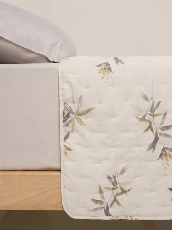 Покрывало, 220х240 см, стеганое, двустороннее, микрофибра, песочно-зеленое, Цветы, Stitch, image-2