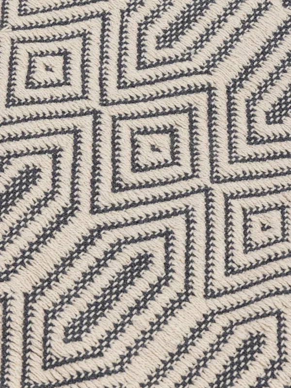 Кілем, 60x90 см, жиегі бар, мақта, қара және сүт, ромб, image-2