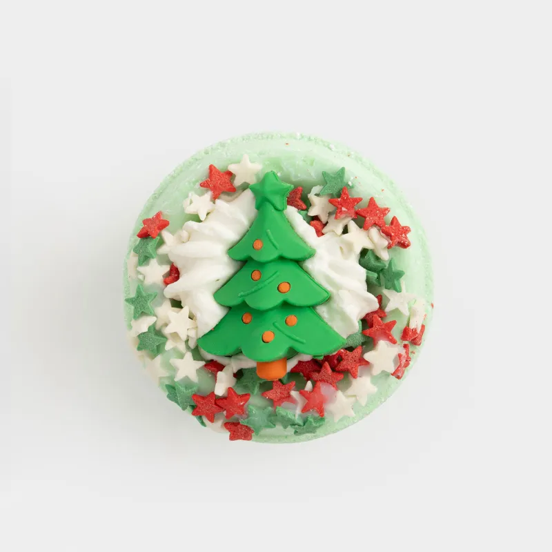 Ваннаға арналған бомба, 130 гр, ойыншығы бар, жасыл, Мандарин және қарағай инелері, Шырша, Christmas spa