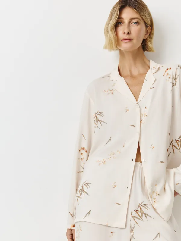 Әйелдер жейдесі, үйге арналған, өлшемі L, ұзын жеңді, вискоза, сүт түстес, Гүлдер, Norla, image-1