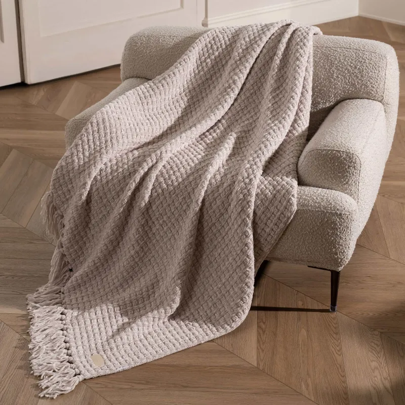 Жамылғы, 130х160 см, шашағы бар, шенилл, сүт түстес, Chenill