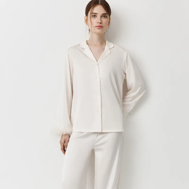 Әйелдер жейдесі, үйге арналған, өлшемі L, ұзын жеңді, полиэстер/қауырсын, сүт түстес, Adria