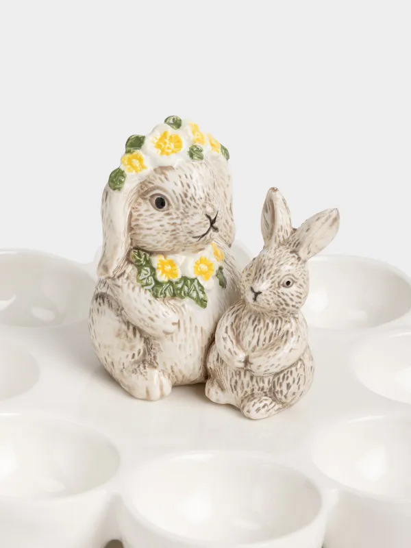 Пасха ыдысы, 20x20 см, 8 бөлім, фарфор P, ақ және сарғылт-қоңыр, Гүлдер арасындағы қояндар, Easter, image-1