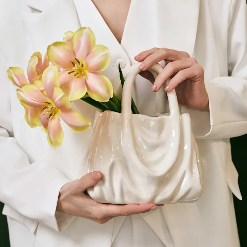 Гүл вазасы, 20х22 см, сәндік, керамика, сүт түстес, Мыжылған әсер, Сөмке, Crumple, image-7