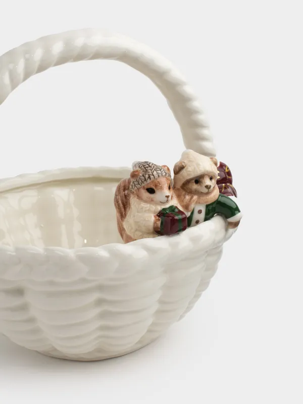 Кәмпит ыдысы, 20х21 см, тұтқасы бар, керамика, сүт түстес, Себеттегі тиін және аю, Christmas animals, image-1