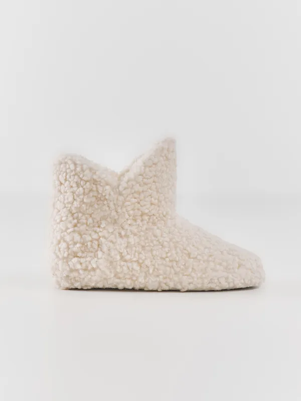 Әйелдер тәпішкелері, үйге арналған, өлшемі 36-37, ұзын, шерпа, сүт түстес, Cozy winter, image-0