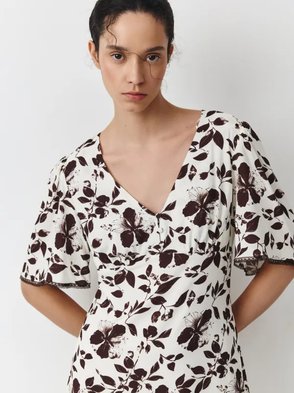 Әйелдер көйлегі, миди, өлшемі XS, қысқа жеңді, вискоза, сүт түстес, Гүлдер, Kirsti, image-2