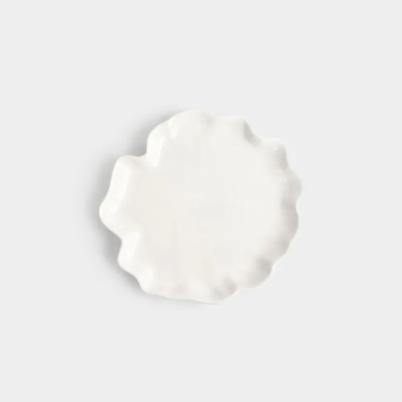 Тарелка закусочная, 20 см, керамика D, молочная, Волнистый край, Crumple