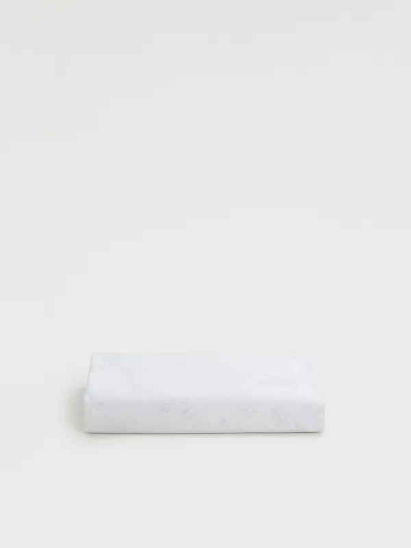 Скатерть, 170х250 см, из жаккарда, Олени и хвойные ветви, Gallant deer, image-5