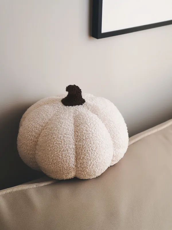 Подушка декоративная, 31х15 см, букле, молочная, Тыква, Boucle figure, image-2