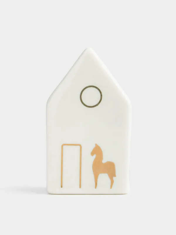 Статуэтка, 6 см, фарфор P, бело-золотистая, Дом и конь, House shape, image-1